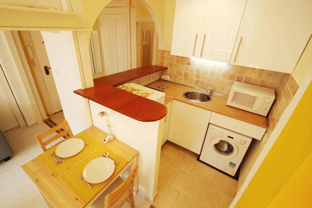 Oscar Apartment
